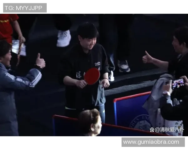 总决赛惊现劲爆八卦 明星与选手传出绯闻引热议