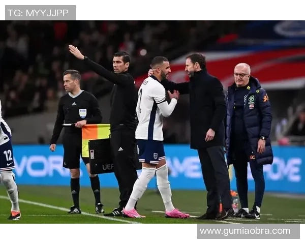 欧联赛场风波不断 教练与球员激烈冲突引发关注